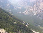 The winding road going over Beartooth Pass